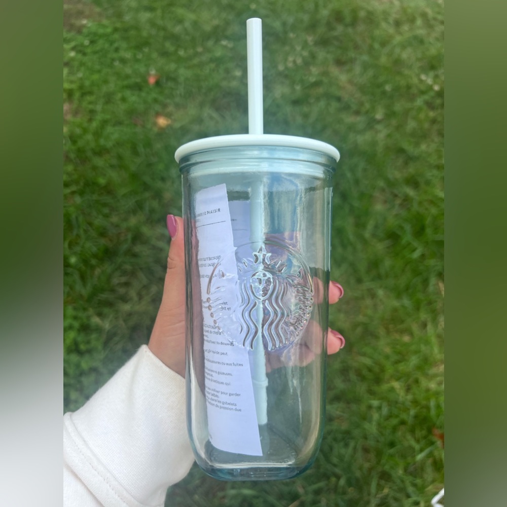 NEW Starbucks 2023 Recycled Core Mint Glass
16 oz Triangle Cold Cup Tumbler